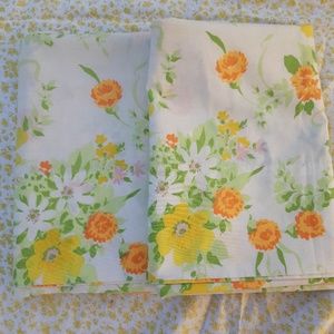 Vintage 1970's Floral King Pillowcase